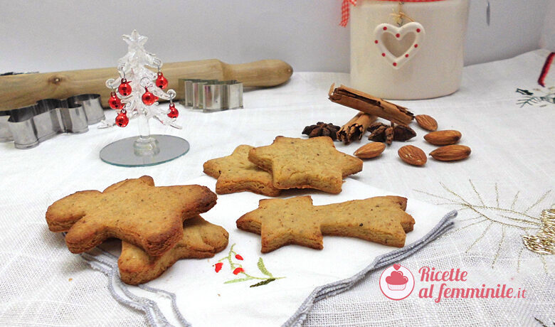Biscotti natalizi senza glutine, senza zucchero e senza lattosio
