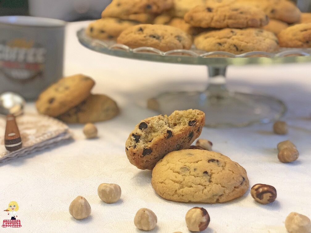 Biscotti nocciole e cioccolato