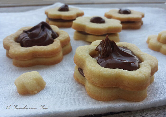 Biscotti occhi di bue alla nutella