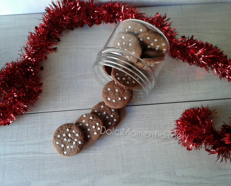 Biscotti Pan di Stelle fatti in casa