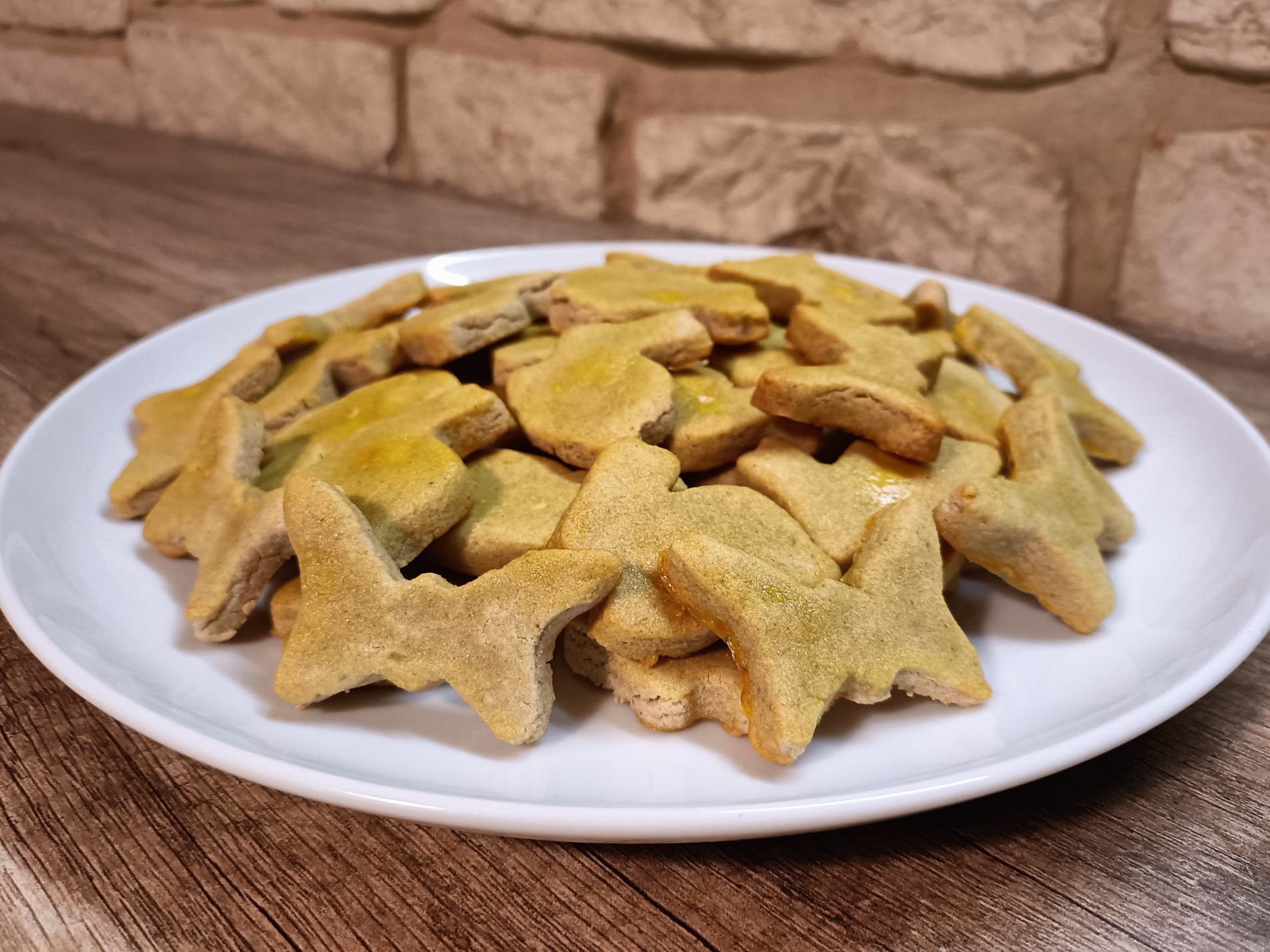 Biscotti per cani fatti con le castagne: ottima ricetta per premiare il tuo fedele amico