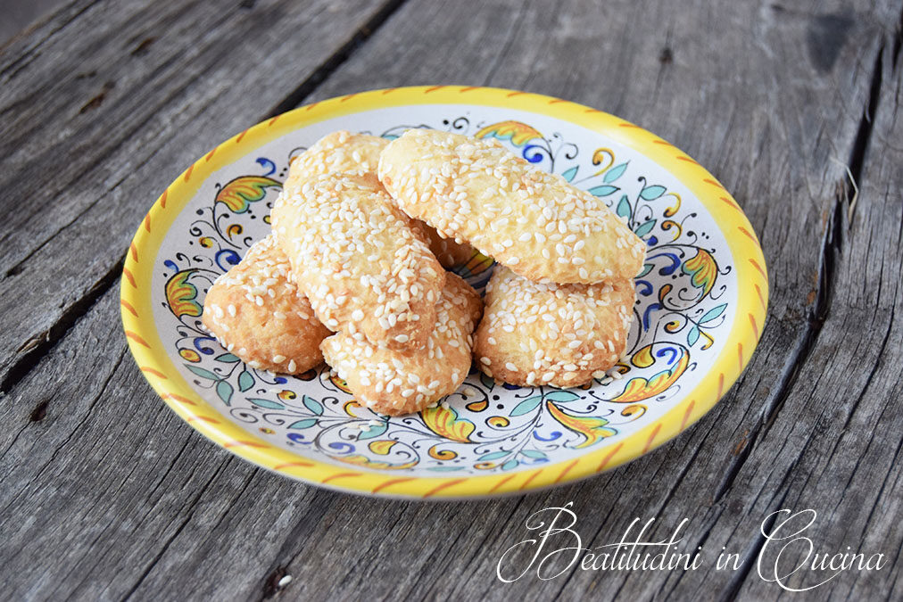 Biscotti regina al sesamo