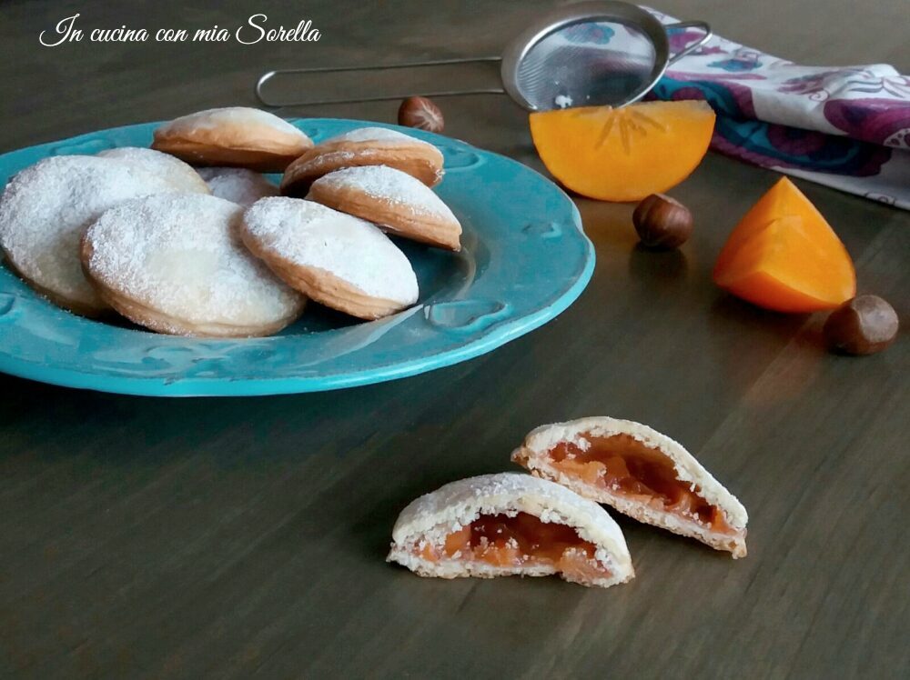 Biscotti ripieni al caco mela