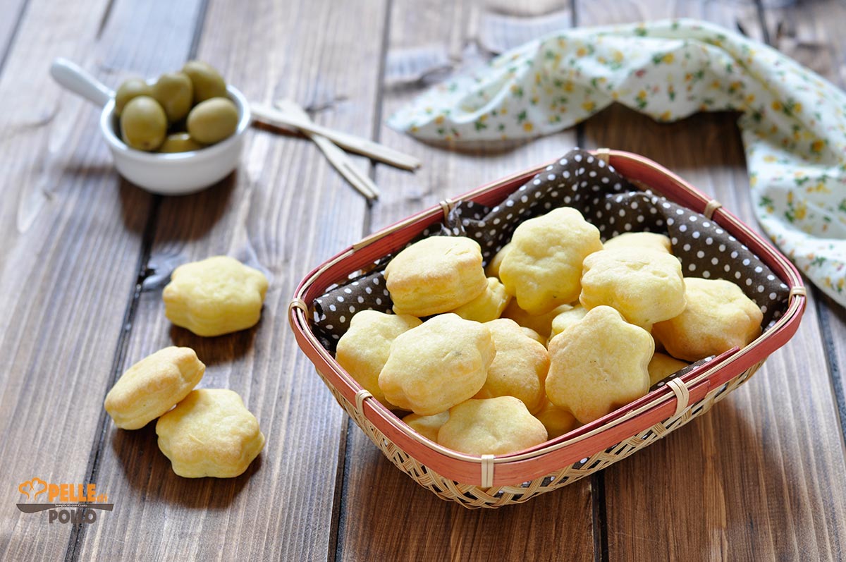 Biscotti salati al philadelphia e origano
