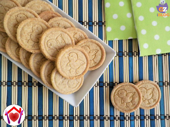Biscotti salati alle mandorle