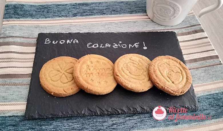 Biscotti senza glutine vegan ai semi di zucca e mais