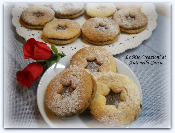 Biscotti sg con nocciole e nutella