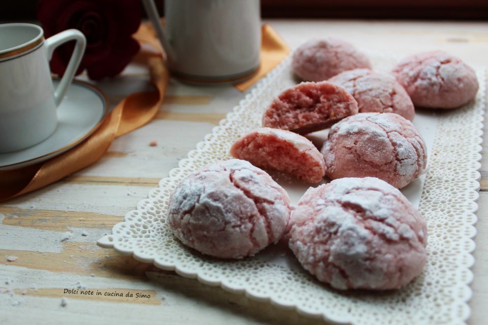 Biscotti soffici all’alchermes
