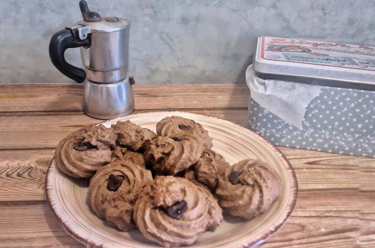 Biscotti vegan al caffè senza lievito