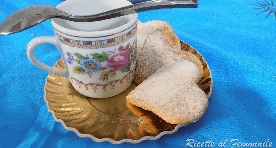 Biscotti vegan con latte di mandorla