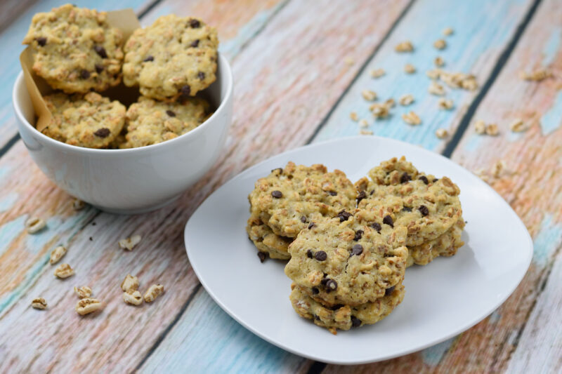 Biscotti vegani al farro soffiato e cioccolato – vegan cookies