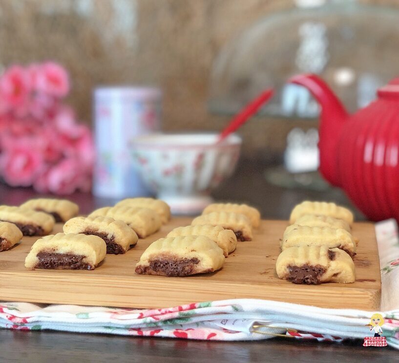 Biscotti veloci con cuore di cioccolato