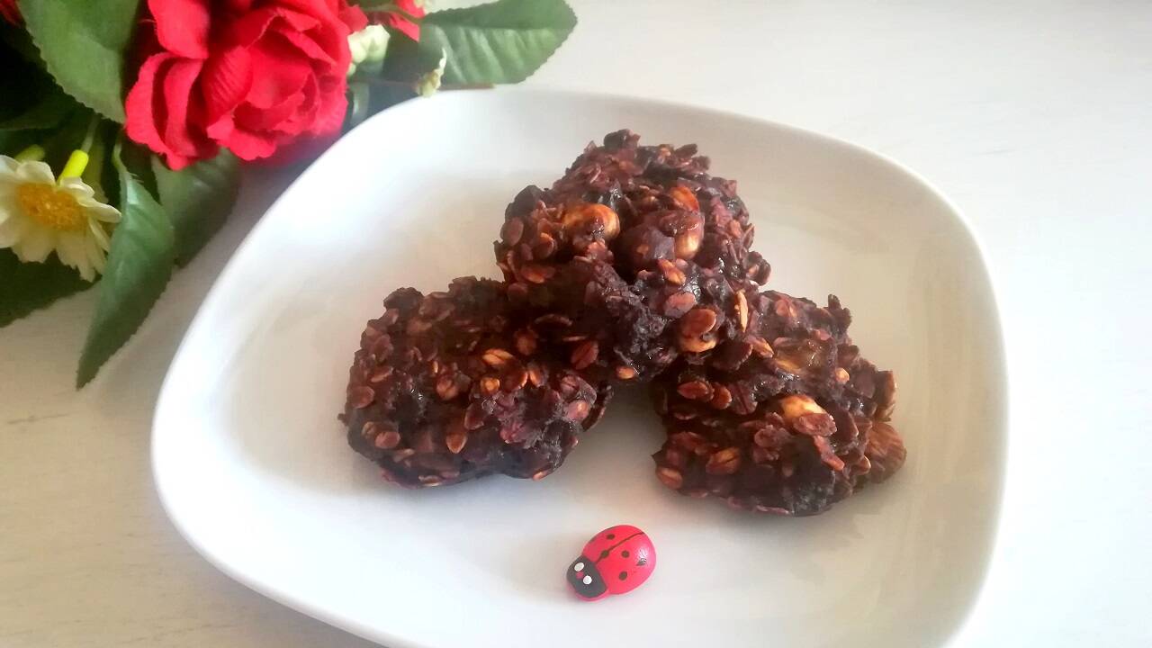 Biscotti velocissimi avena e cacao, senza zucchero