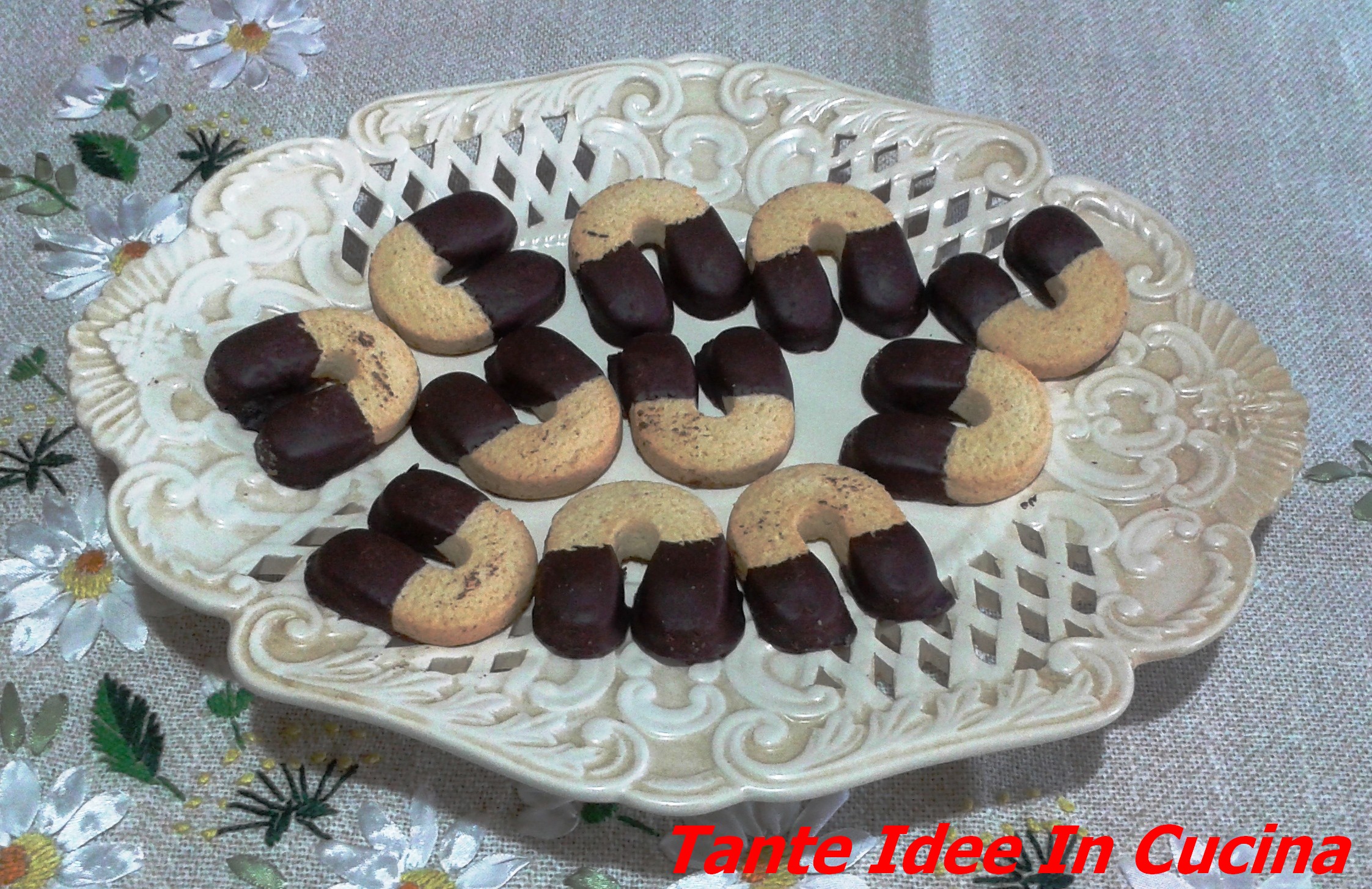 BISCOTTINI A FERRO DI CAVALLO