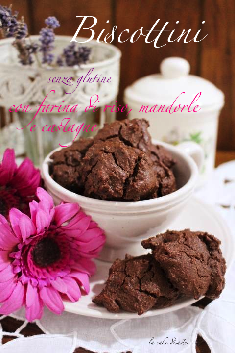 Biscottini al cacao senza glutine, con farina di riso, mandorle e castagne