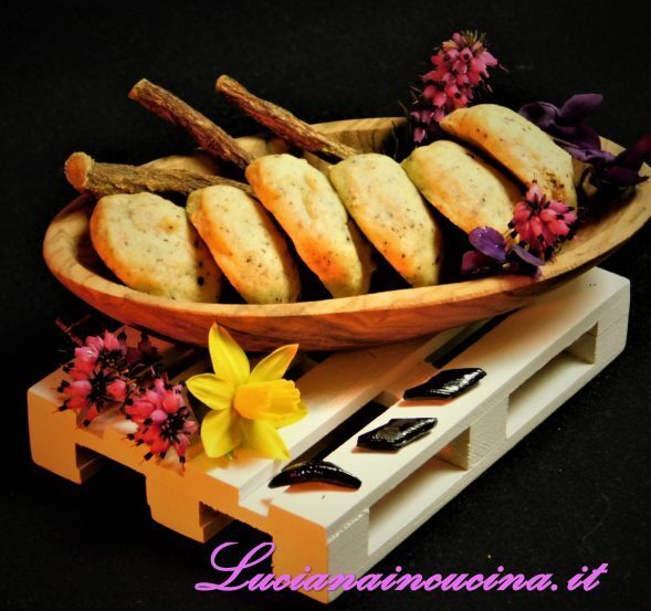 Biscottini alla liquirizia
