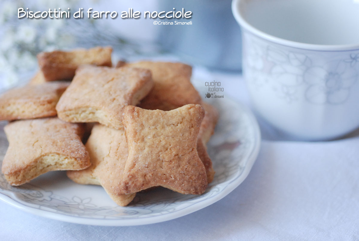 Biscottini di farro alle nocciole