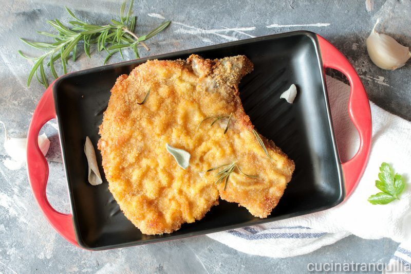 Bistecche di maiale panate