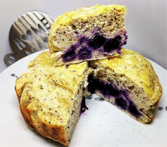 Blueberries & lemon cake