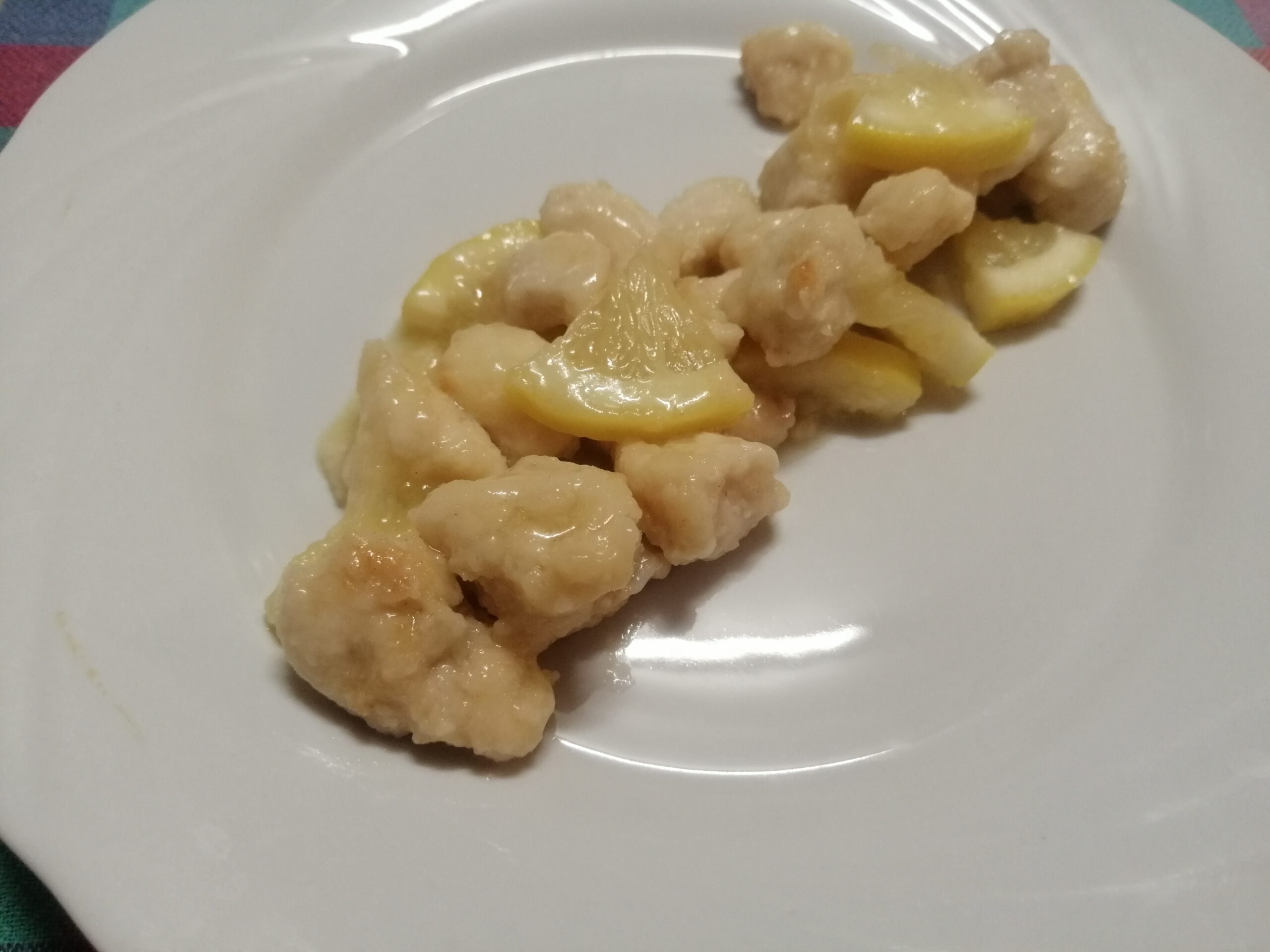 Bocconcini di petto di pollo al limone