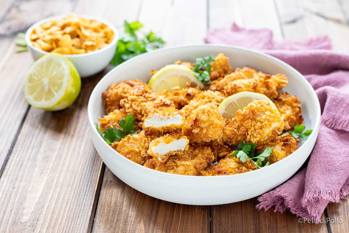 Bocconcini di pollo ai corn flakes
