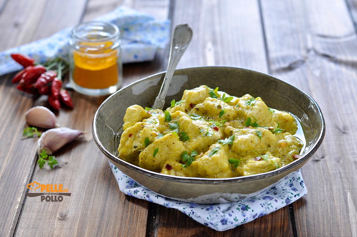 Bocconcini di pollo al curry