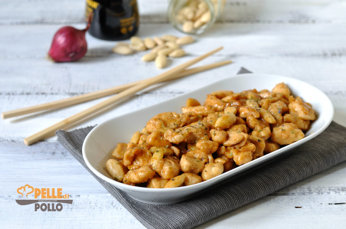 Bocconcini di pollo alle mandorle