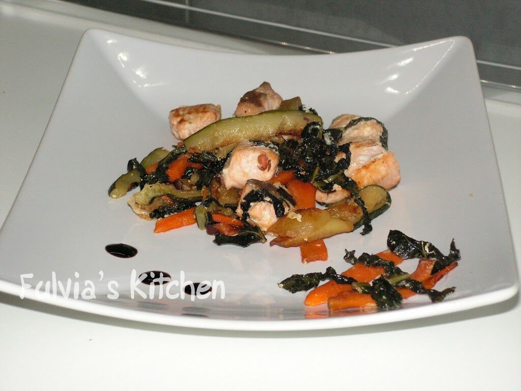 Bocconcini di salmone con stick di verdure