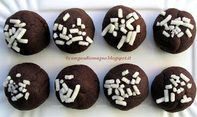Bocconcini fondenti alla crema di cacao e nocciole