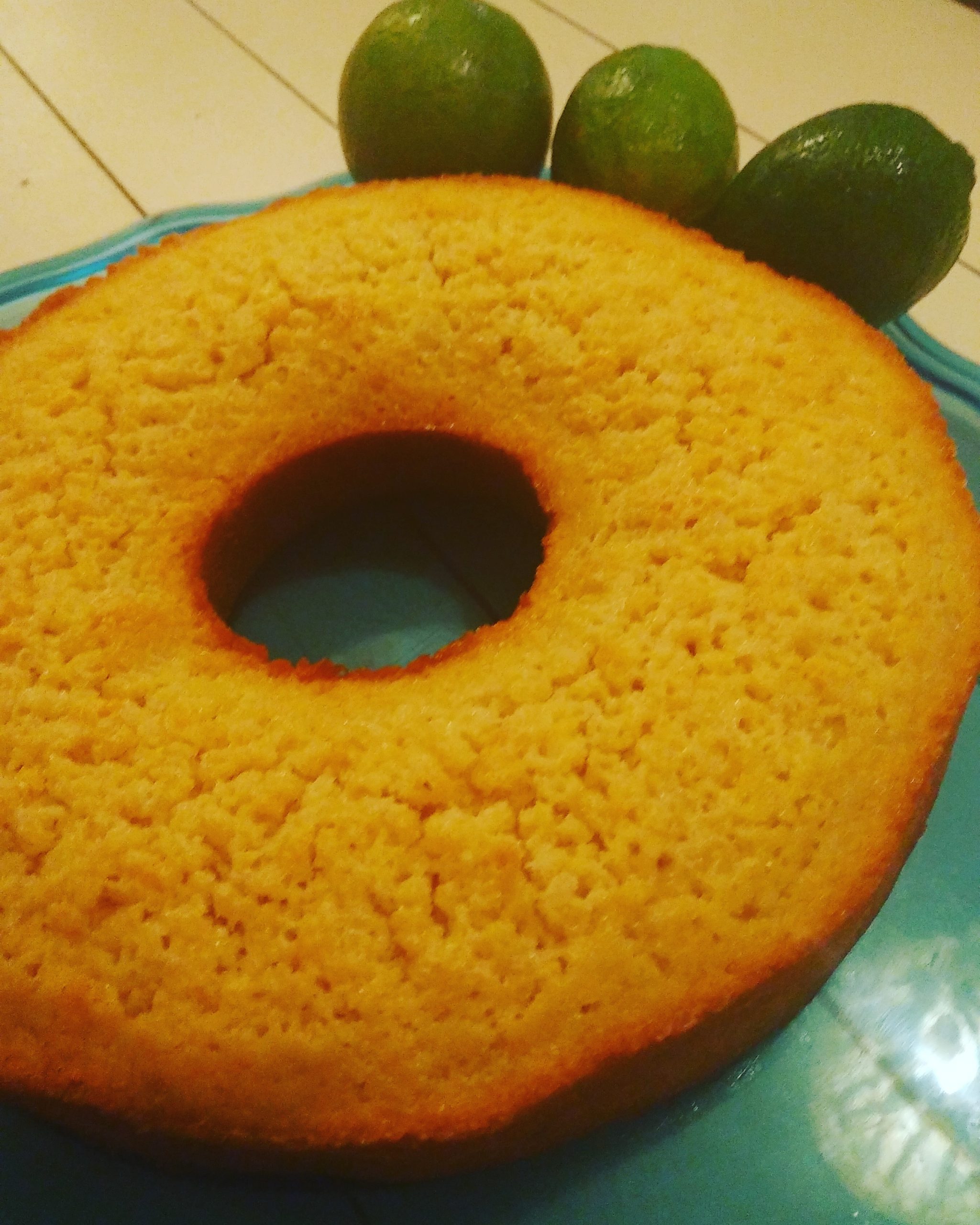 Bolo de limo- ciambella al lime
