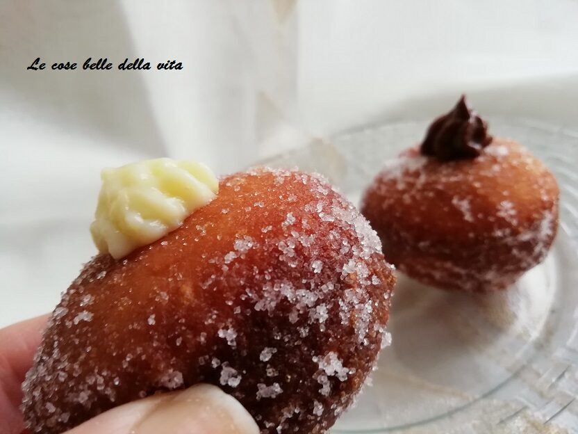 Bombe con crema o cioccolato