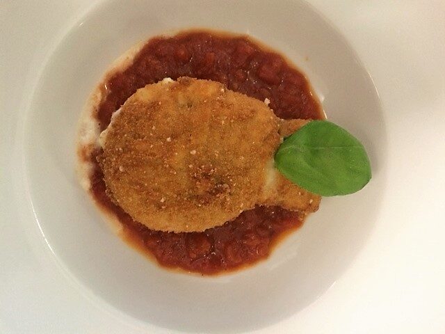 Bombetta del vesuvio (burrata di bufala fritta)
