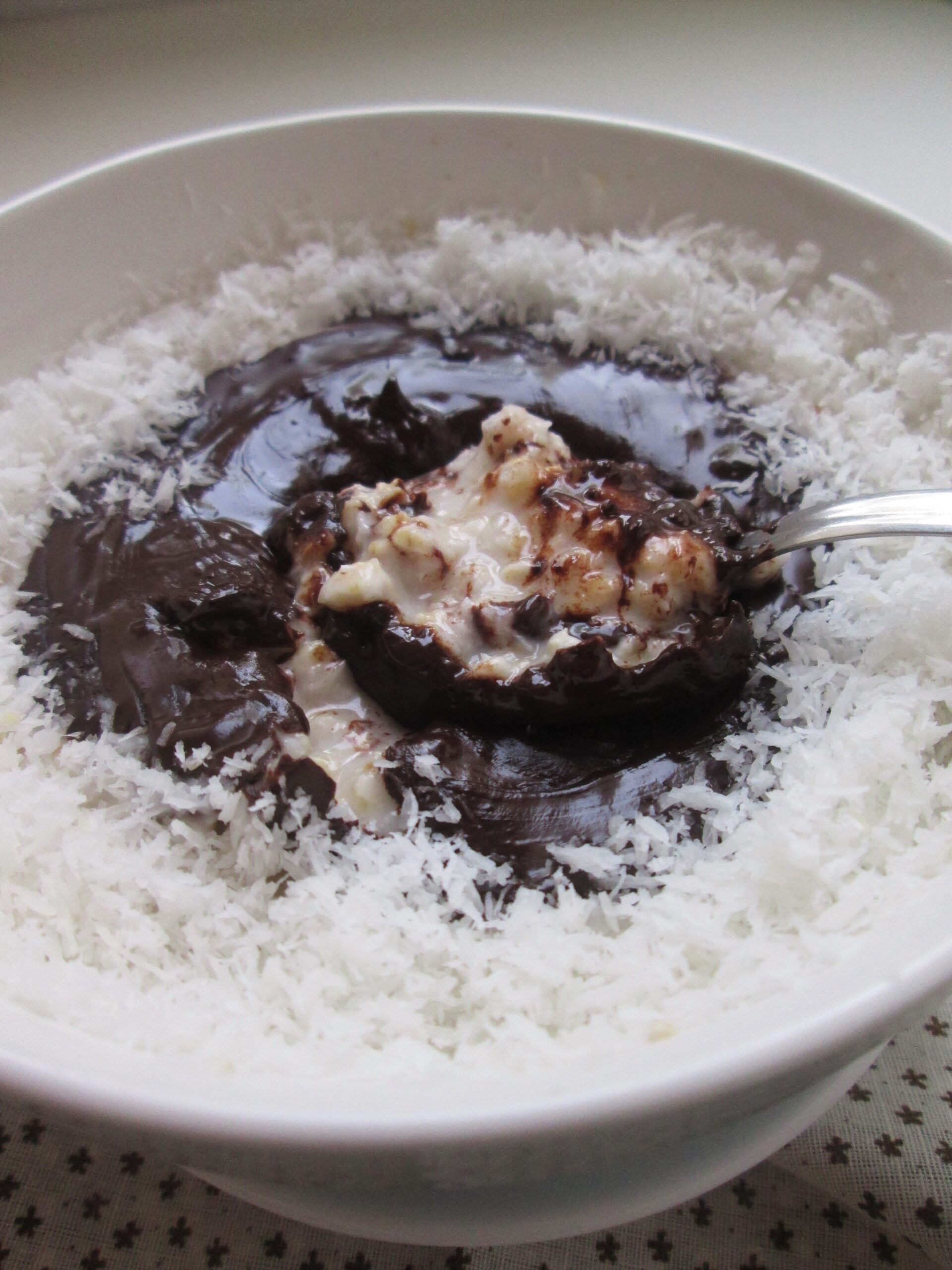 Bounty porridge overnight