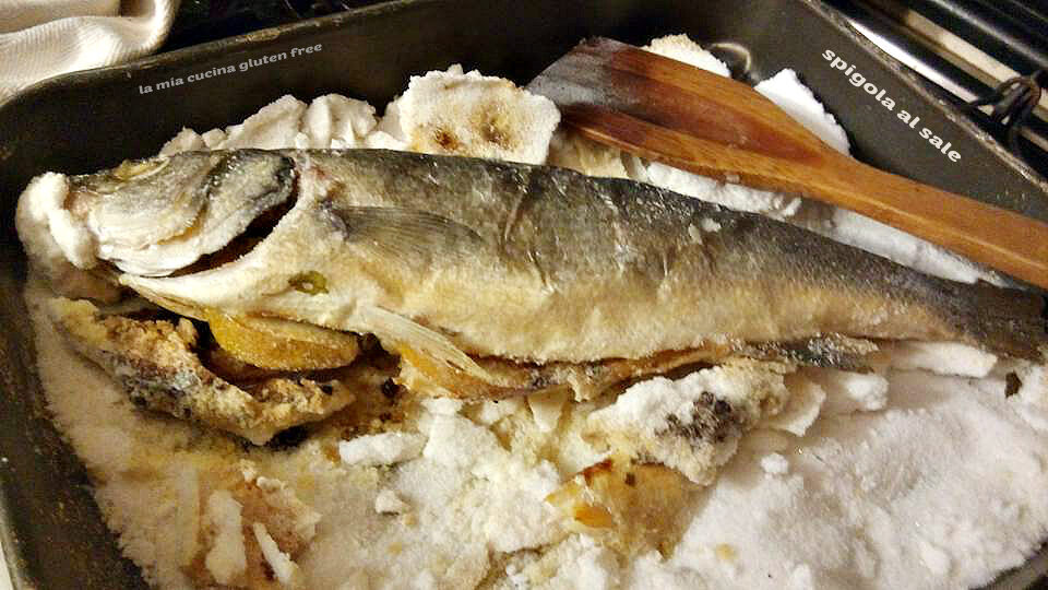 Branzino o spigola al sale