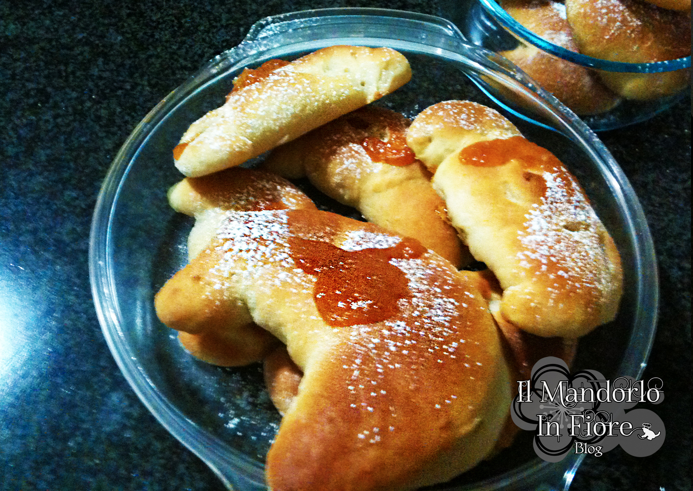 Brioche alla marmellata