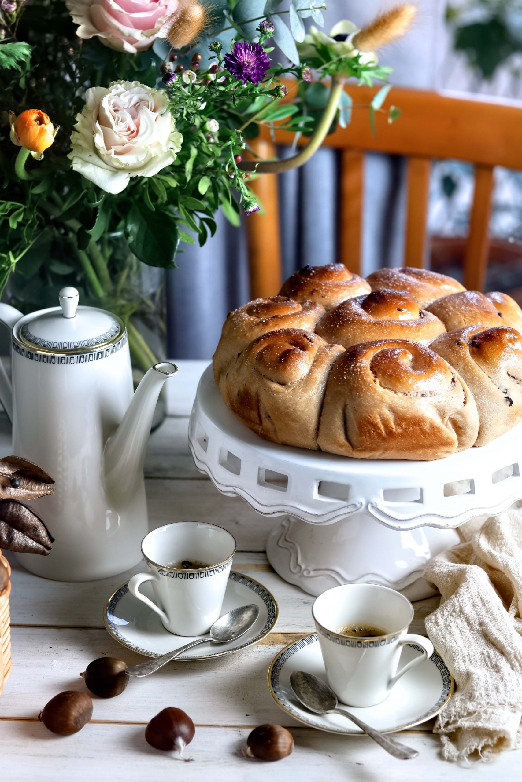 Brioche all’acqua con farina di castagne e gocce di cioccolato