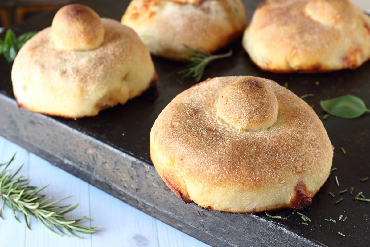 Brioche col tuppo salate antipasto facile