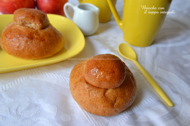 Brioche con il tuppo integrali