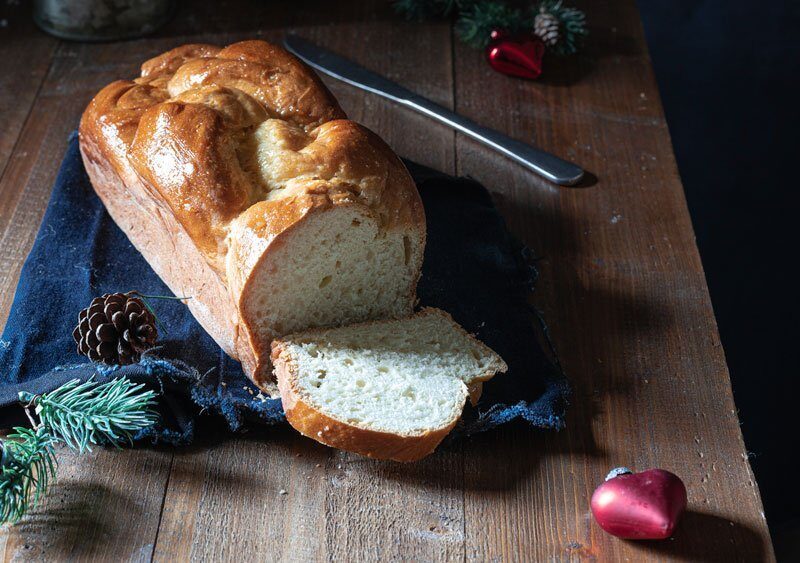 Brioche intrecciata per le feste