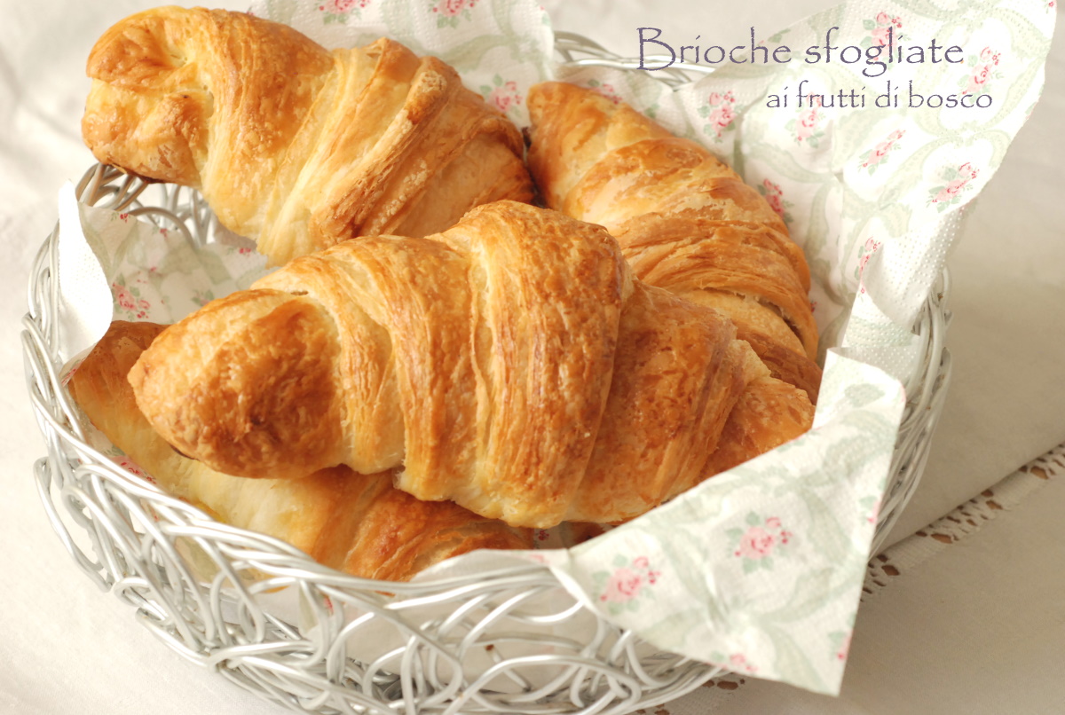 Brioche sfogliate farcite alla marmellata, ricetta con lievito madre