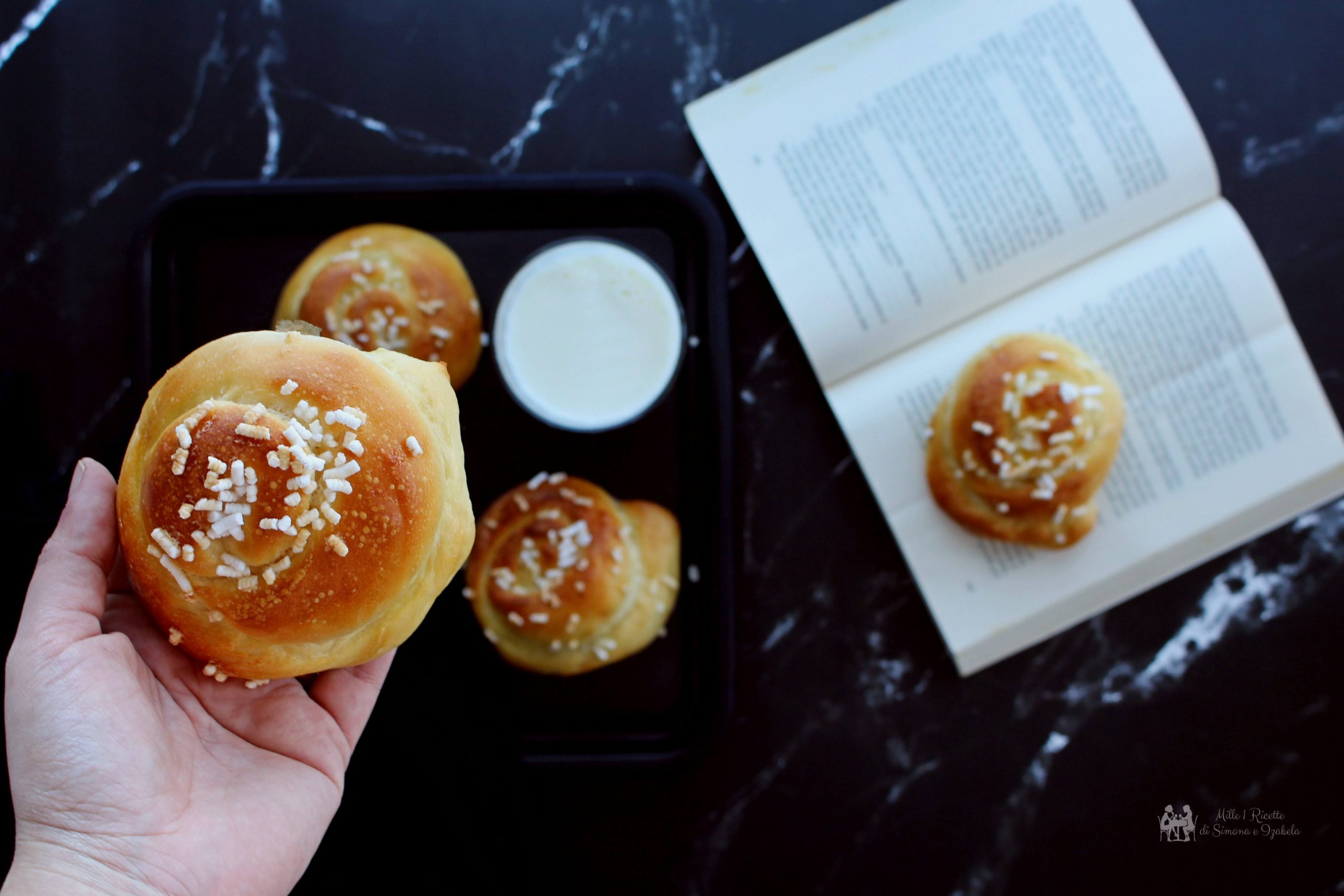 Brioches arrotolate