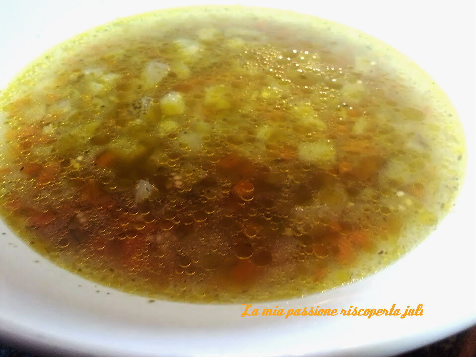 Brodo, vegetale, carote, melanzane