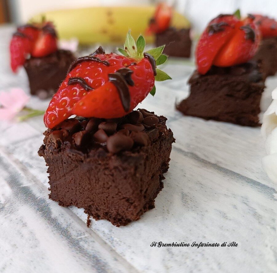 Brownie alla banana e gocce di cioccolato