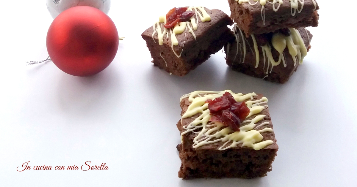 Brownie cacao e mirtilli rossi al microonde