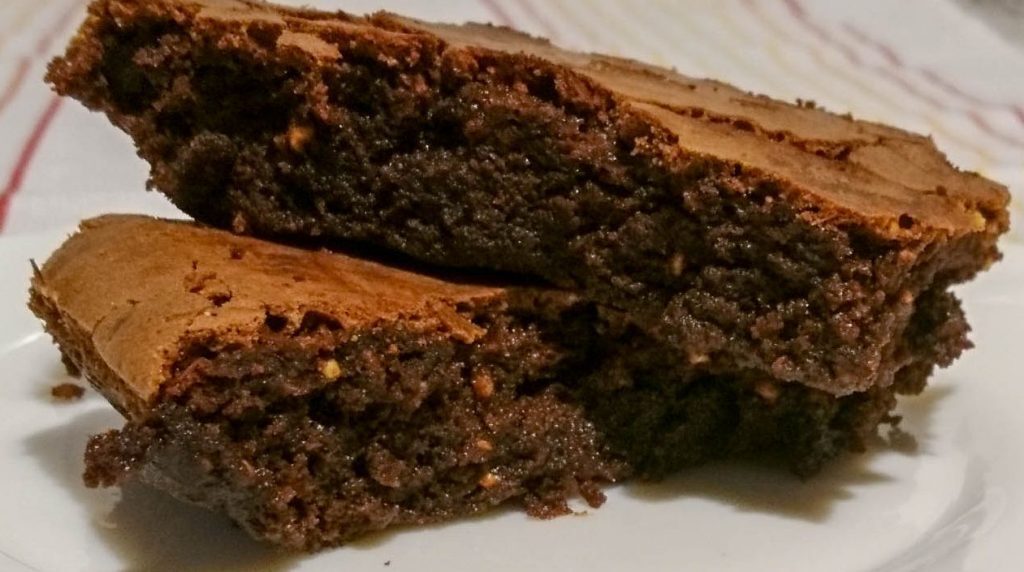 Brownies al cioccolato e nocciole