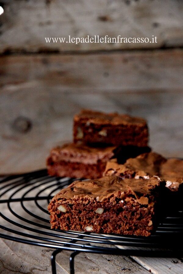 Brownies all’arancia e noci