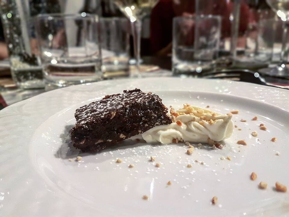 Brownies cioccolato e arachidi