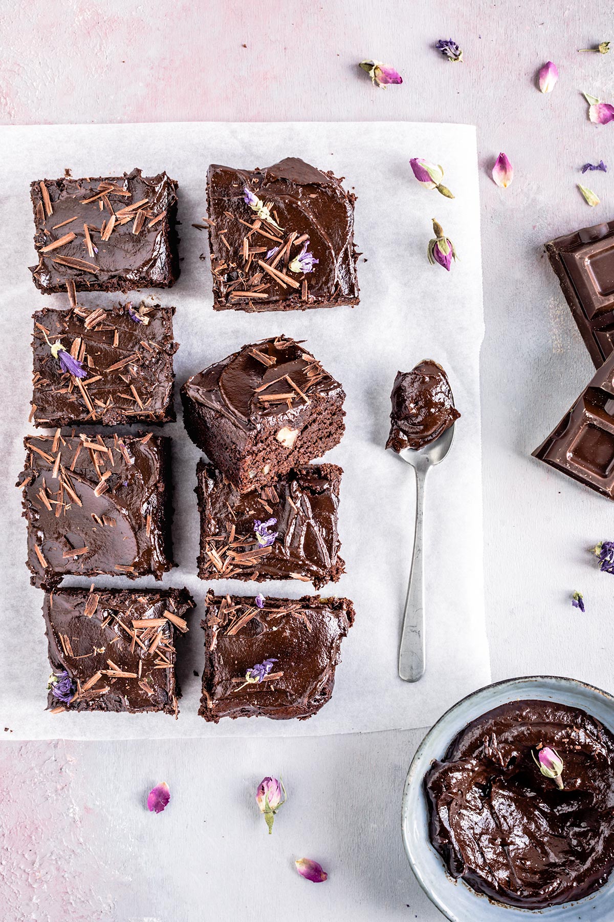 Brownies vegan senza glutine con cioccolato fondente