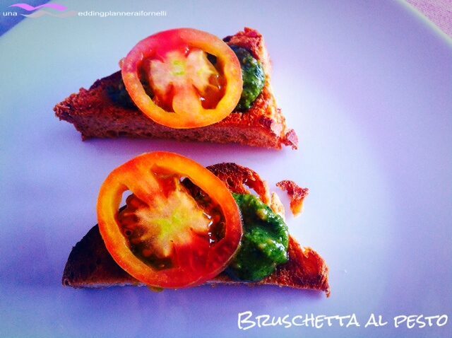 Bruschetta al pesto