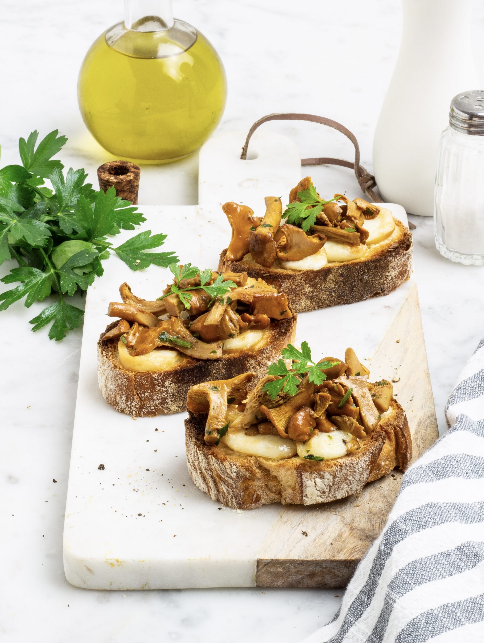 Bruschette ai funghi finferli